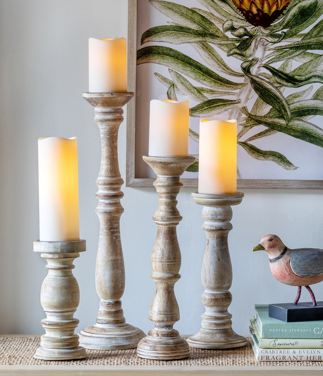 Estelle Wood Pillar Holder