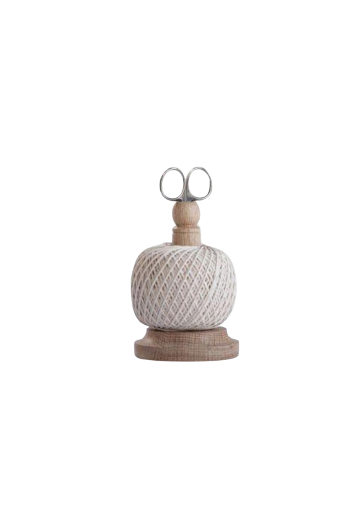 String Tidy with Scissors